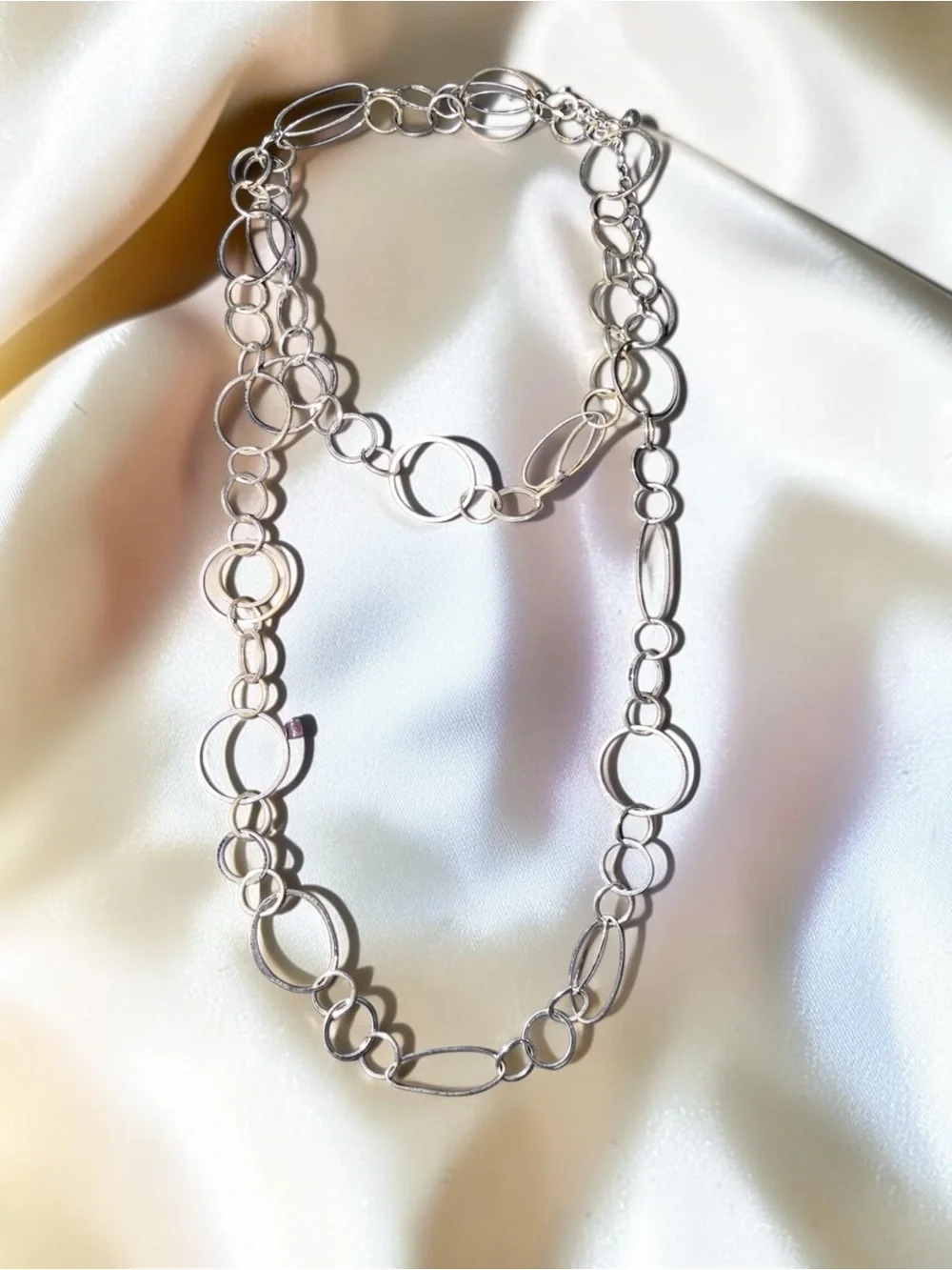 N/A modern silver